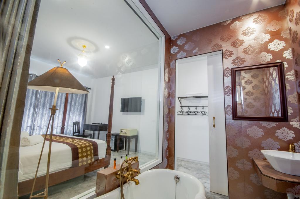 Dharasom' S Colonial House Hotell Bangkok Eksteriør bilde