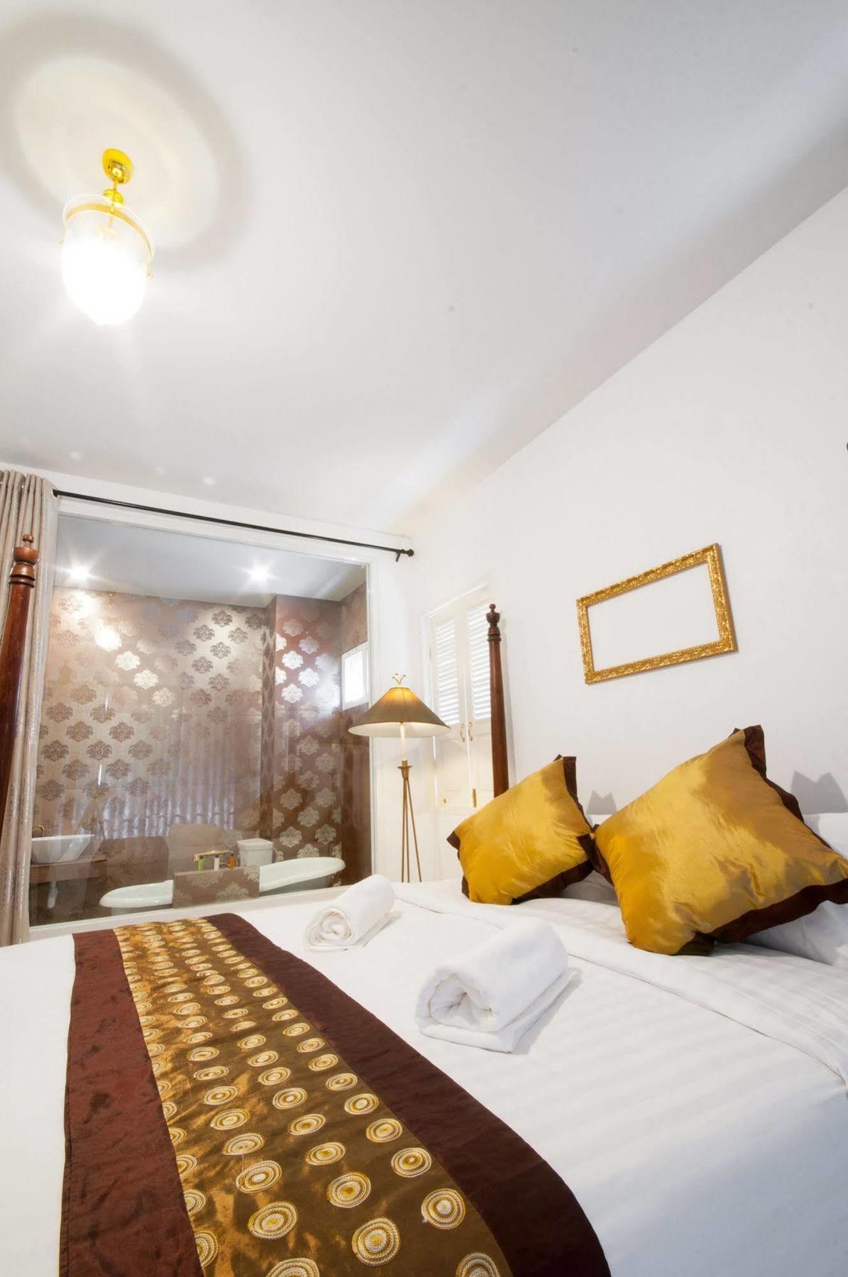 Dharasom' S Colonial House Hotell Bangkok Eksteriør bilde