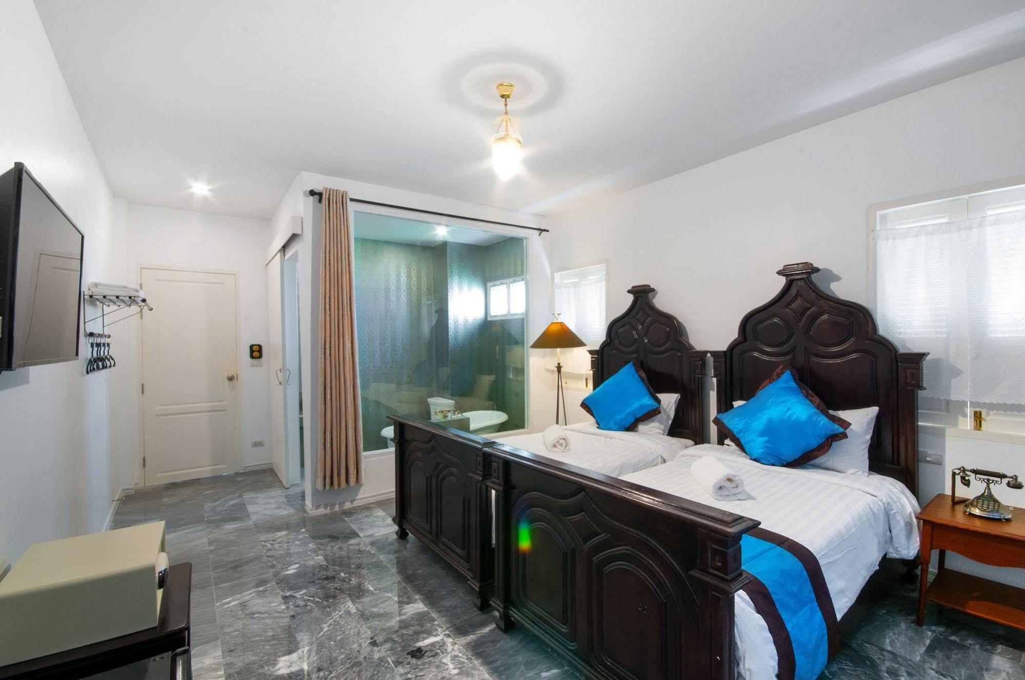 Dharasom' S Colonial House Hotell Bangkok Eksteriør bilde