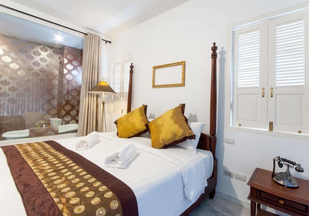 Dharasom' S Colonial House Hotell Bangkok Eksteriør bilde